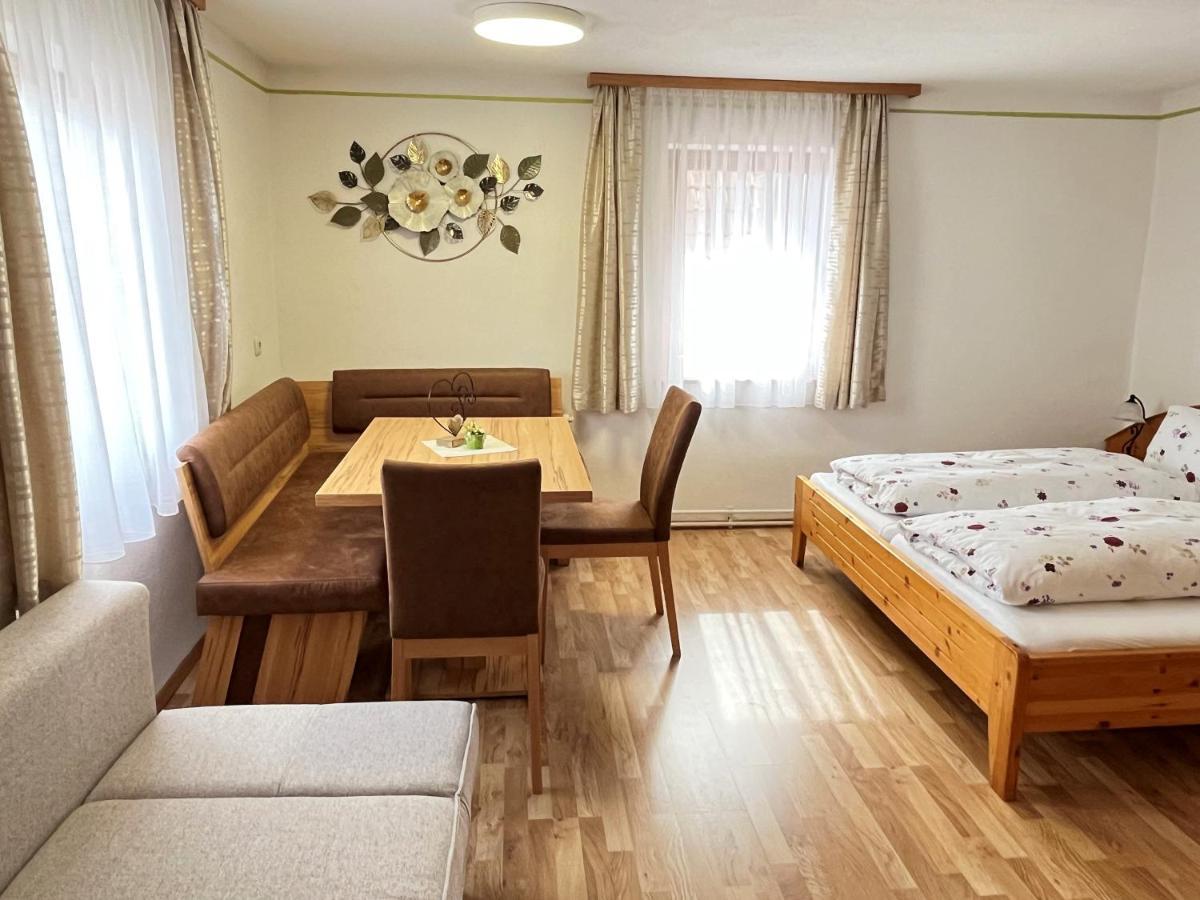 Hotel Gasthof Seeblick Zeutschach Esterno foto