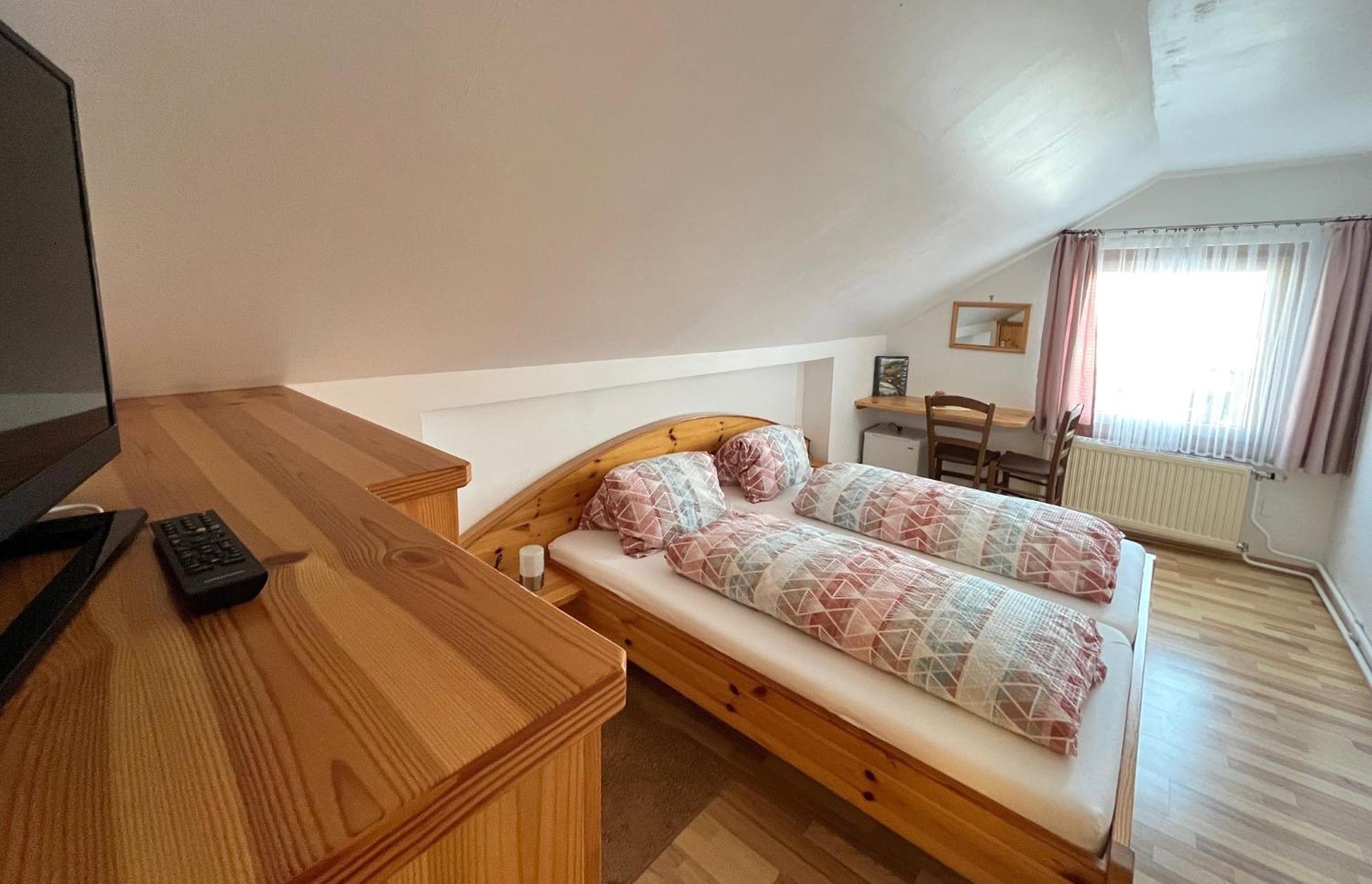 Hotel Gasthof Seeblick Zeutschach Esterno foto