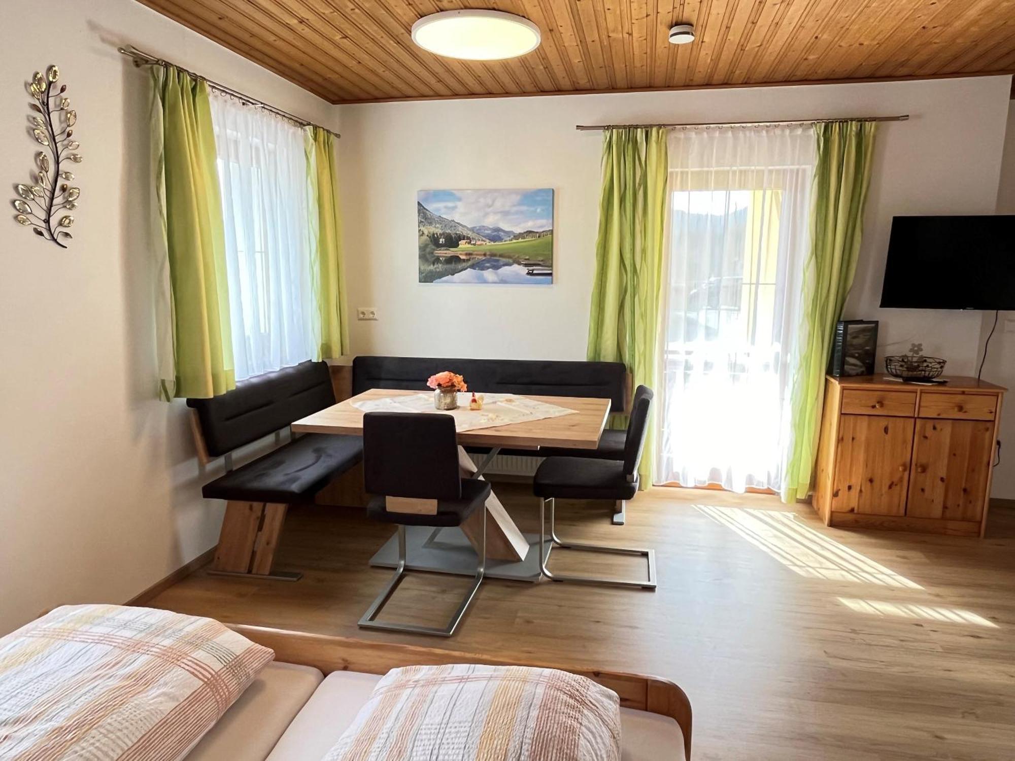 Hotel Gasthof Seeblick Zeutschach Esterno foto